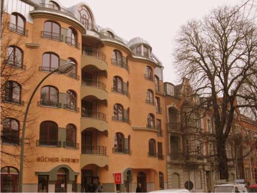 Hausgross1.jpg
